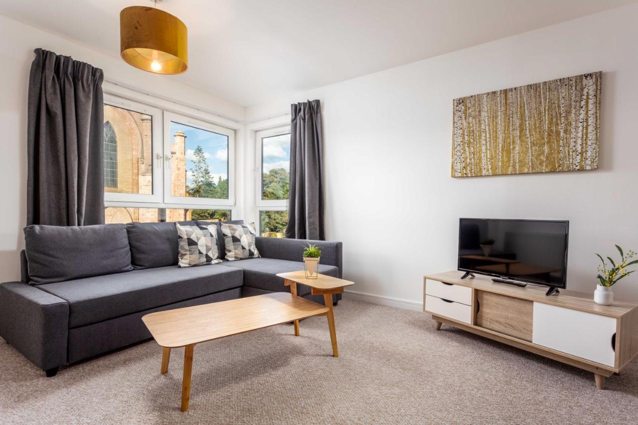Walker Suite No53 - Donnini Apartments Kilmarnock Exterior photo